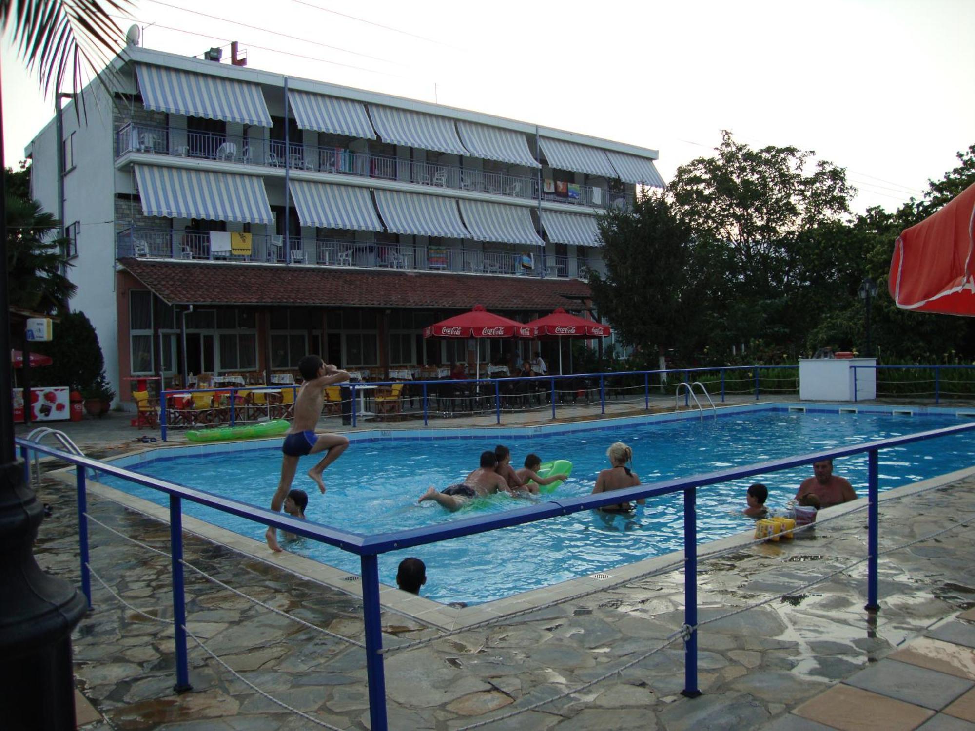 Hotel Pantazis Paralia Pantaleimonos Ngoại thất bức ảnh